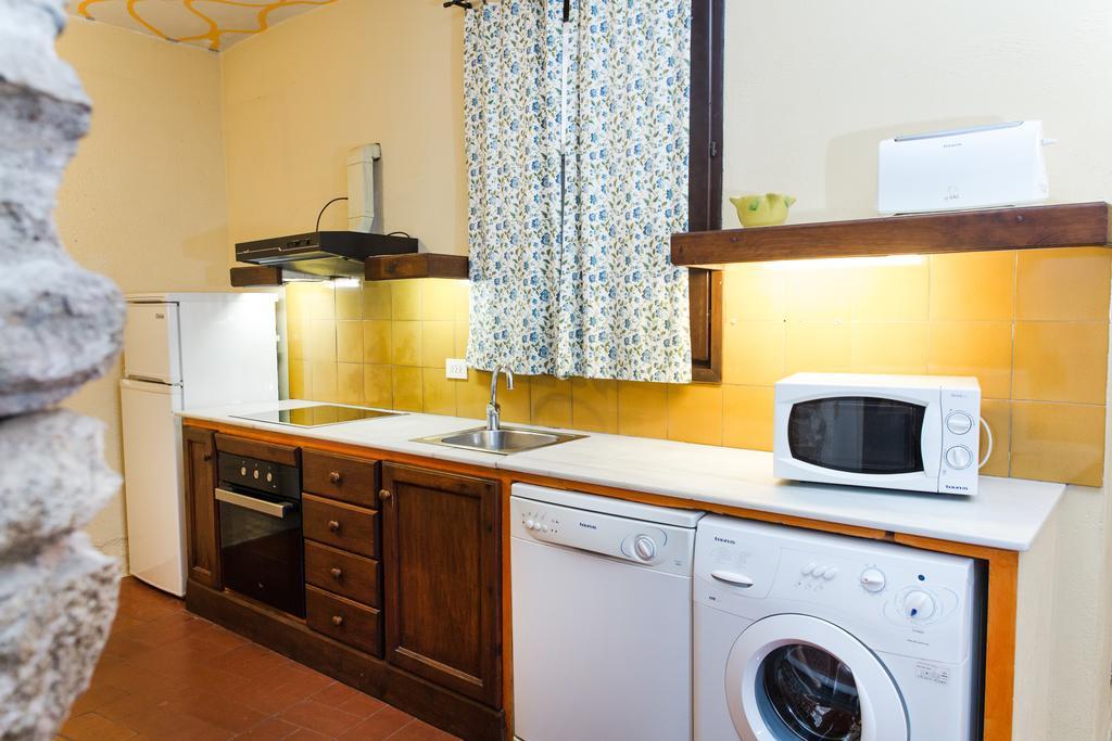 Apartaments Can Gibert Castello  D'Empuries Extérieur photo