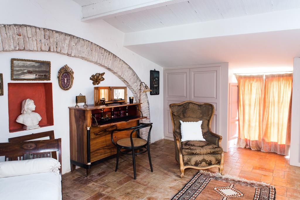 Apartaments Can Gibert Castello  D'Empuries Extérieur photo