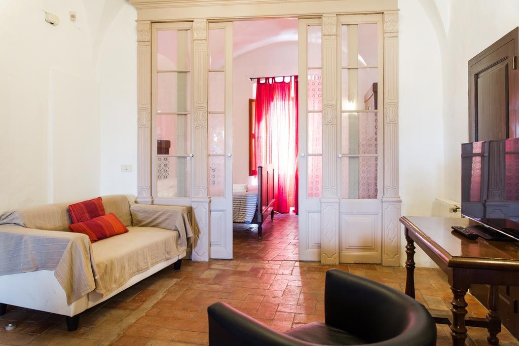 Apartaments Can Gibert Castello  D'Empuries Extérieur photo